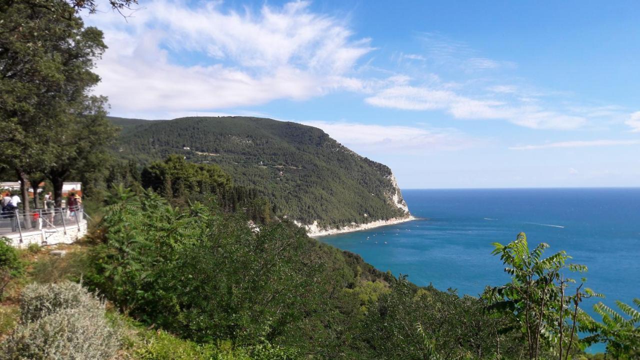 Appartamento Mare Sirolo Con Garage Privato Exterior photo